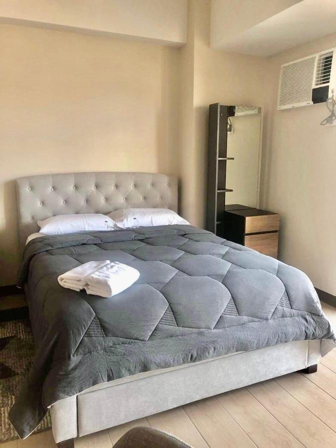 Luxury Bgc Condo In Taguig, Mckinley - Covered Parking And Wifi Free Exterior photo