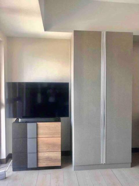 Luxury Bgc Condo In Taguig, Mckinley - Covered Parking And Wifi Free Exterior photo